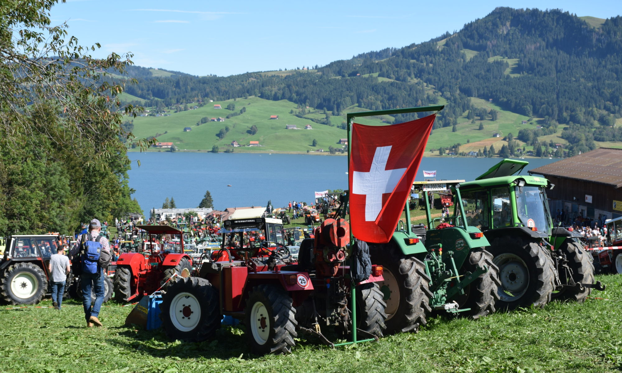 Traktoren Einsiedeln Gross